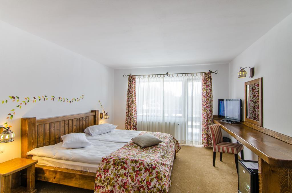 Cheile Gradistei Fundata Resort ภายนอก รูปภาพ