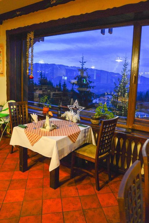Cheile Gradistei Fundata Resort ภายนอก รูปภาพ